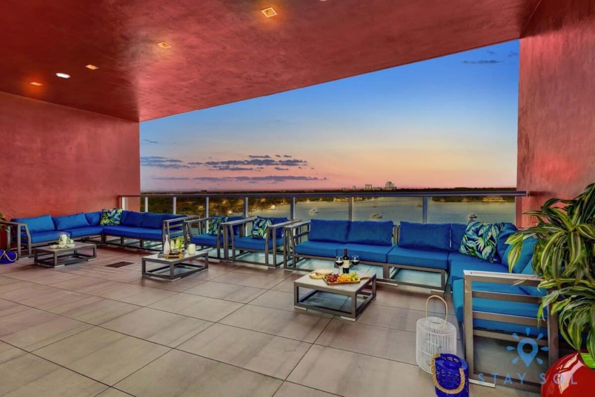 Apartment With Bay View Balcony - Pool - Up To 6 - Gym Hollywood Buitenkant foto